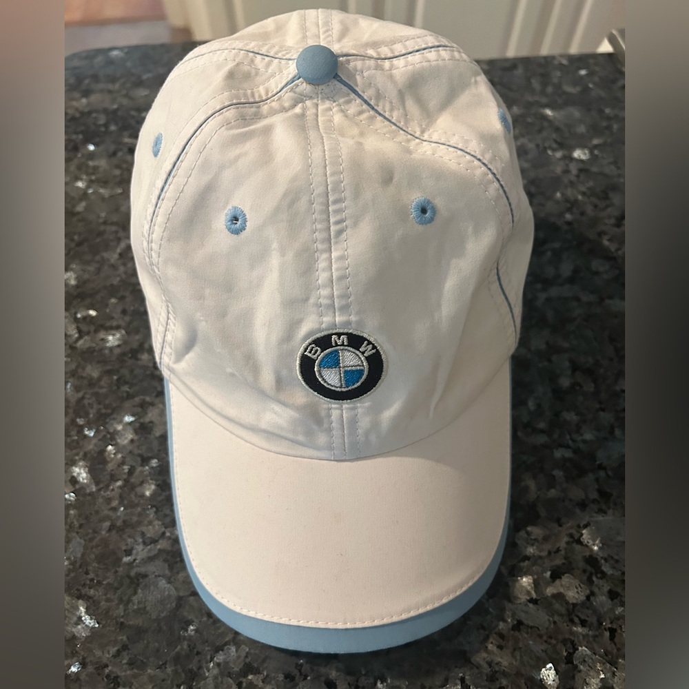 BMW Lifestyle White Hat